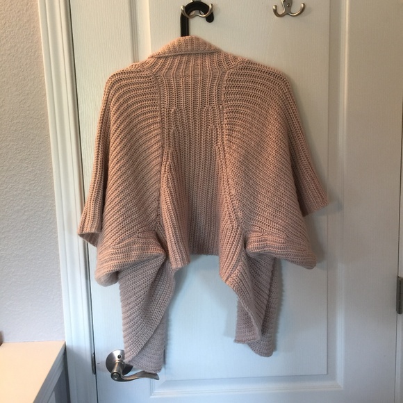 Hinge Sweater (M/L) - Picture 2 of 2